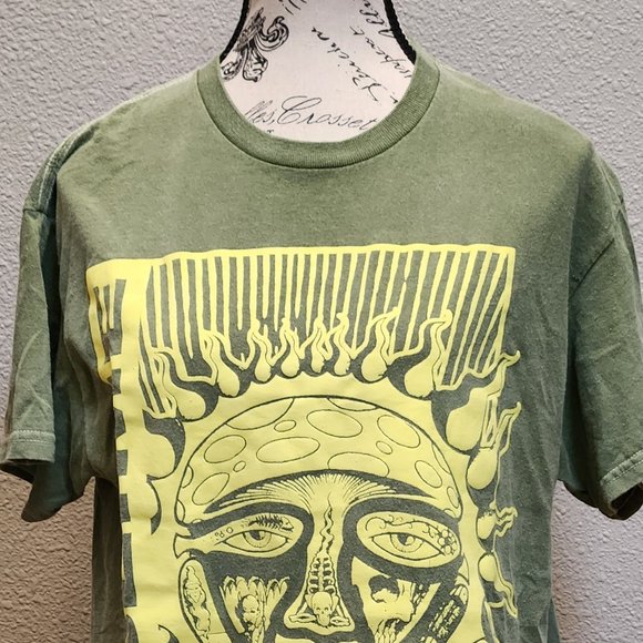 URBAN OUTFITTERS Sublime Women's Green Graphic T-Shirt - Medium - Picture 2 of 5